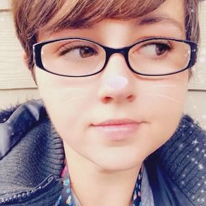 Meet your Posher, Becky